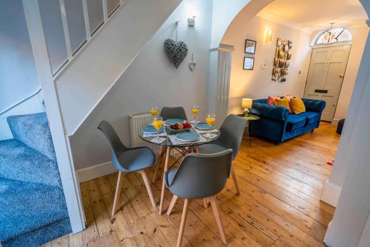 Two Bedroom House In Canterbury City Centre Exterior photo